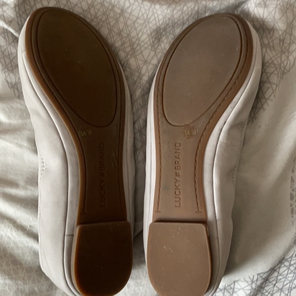 Lucky Brand 7.5 Ballet Flats - Picture 4 of 7